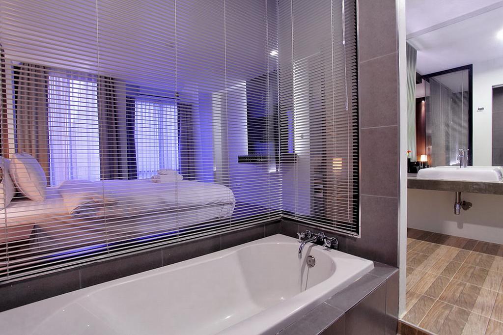 Win D Hotel Nakhonratcsaszima Szoba fotó